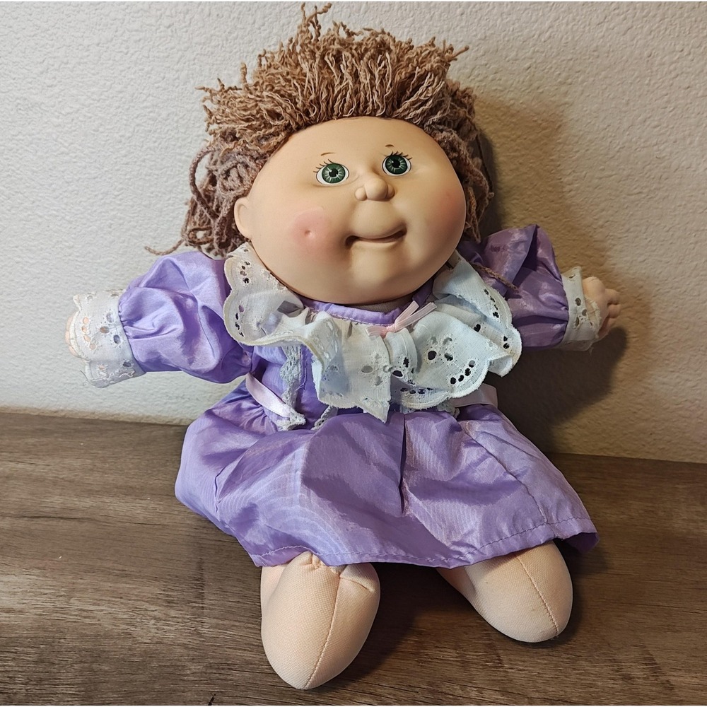 Hasbro‎ Cabbage Patch Kids Doll Kids 1990 First Edition Purple Dress Vintage